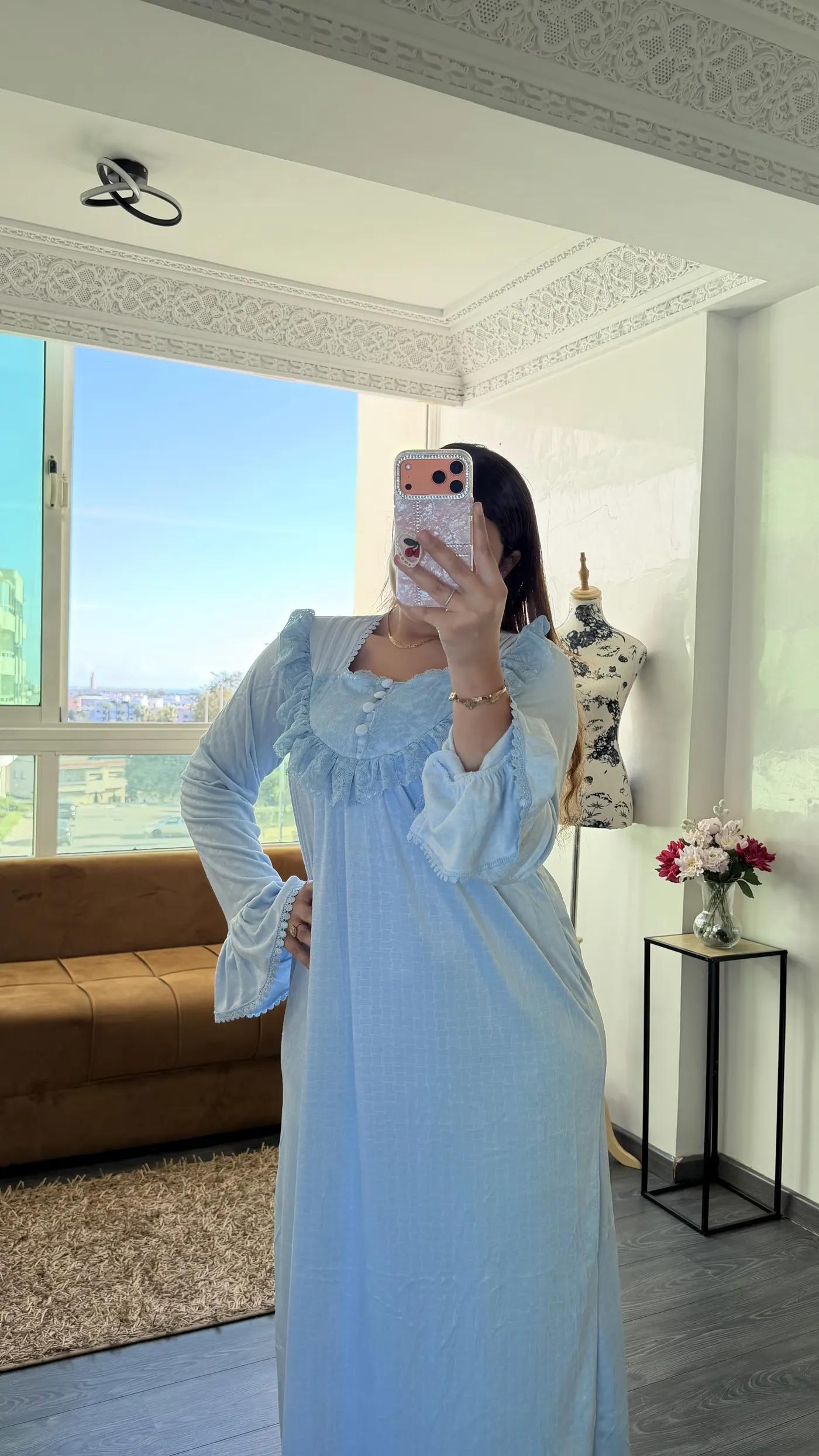 Robe d'Intérieur Longue Romantique Dentelle – Bleu Ciel 2