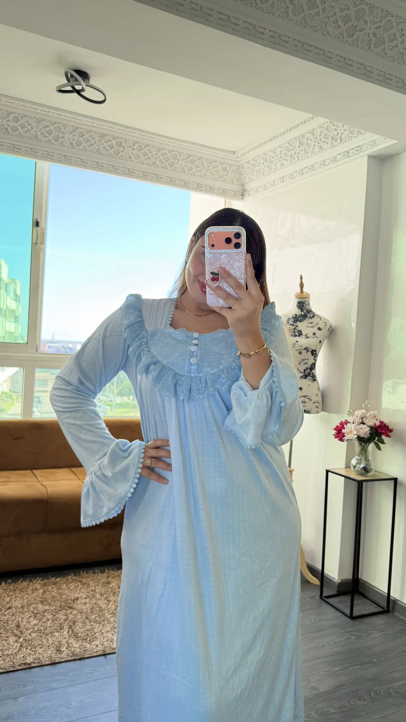 Robe d'Intérieur Longue Romantique Dentelle – Bleu Ciel 4