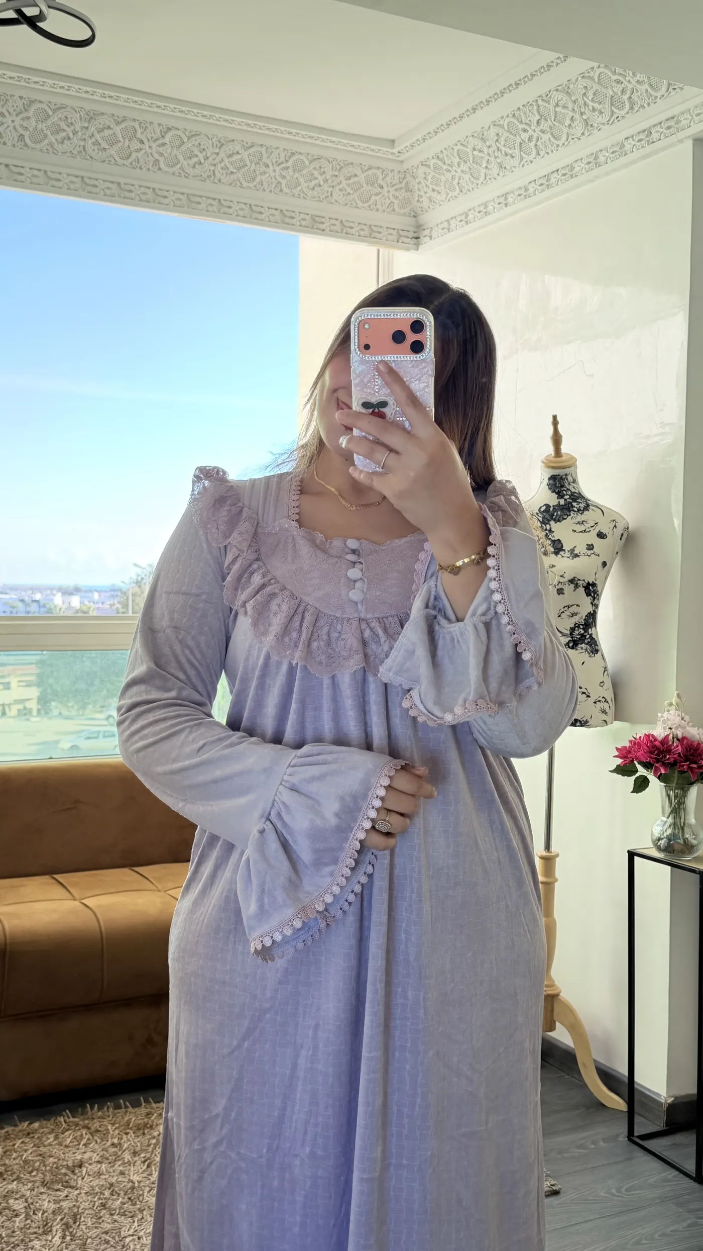 Robe d'Intérieur Longue Romantique Dentelle – Lilas Poudré 3