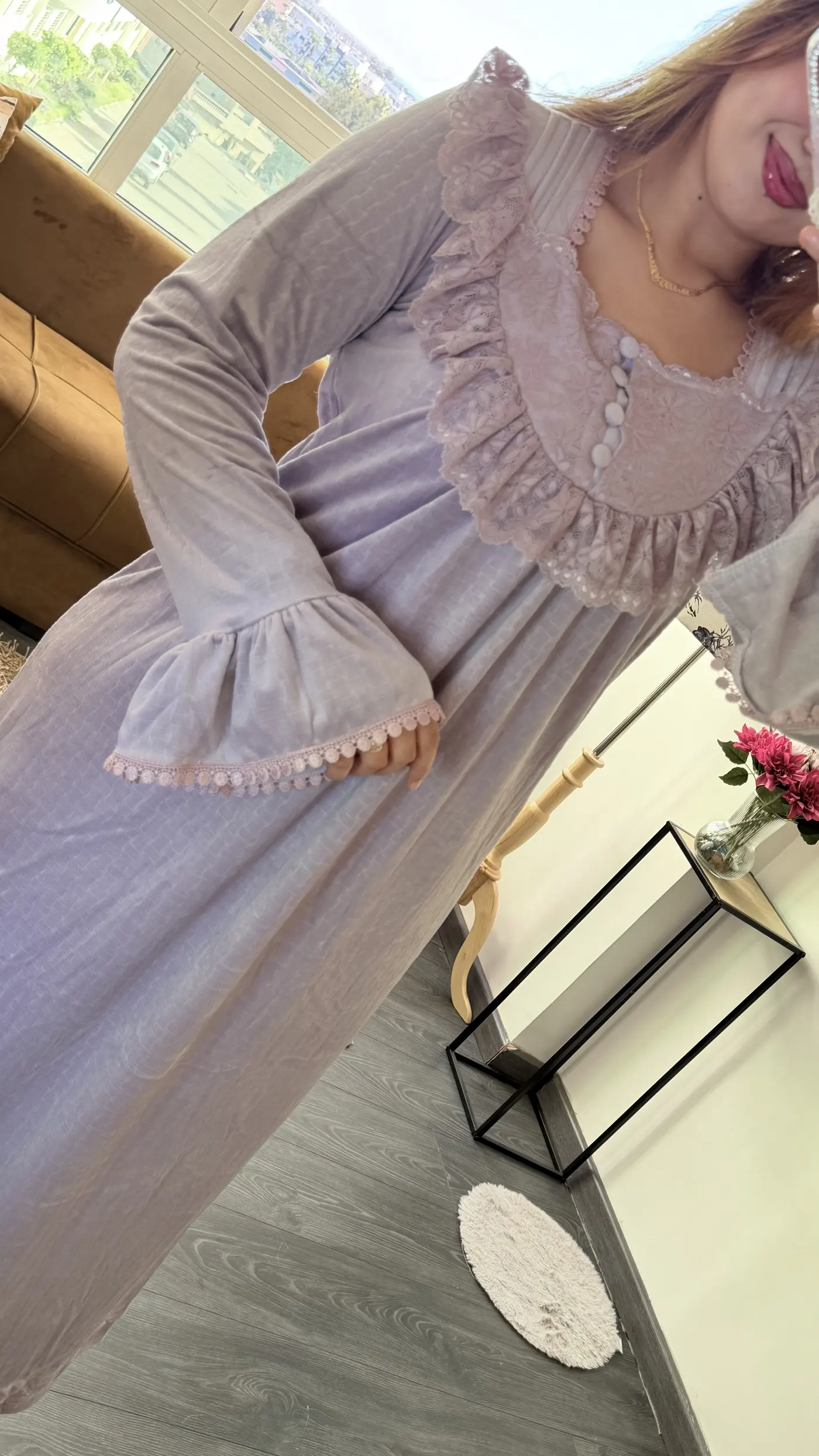 Robe d'Intérieur Longue Romantique Dentelle – Lilas Poudré 4