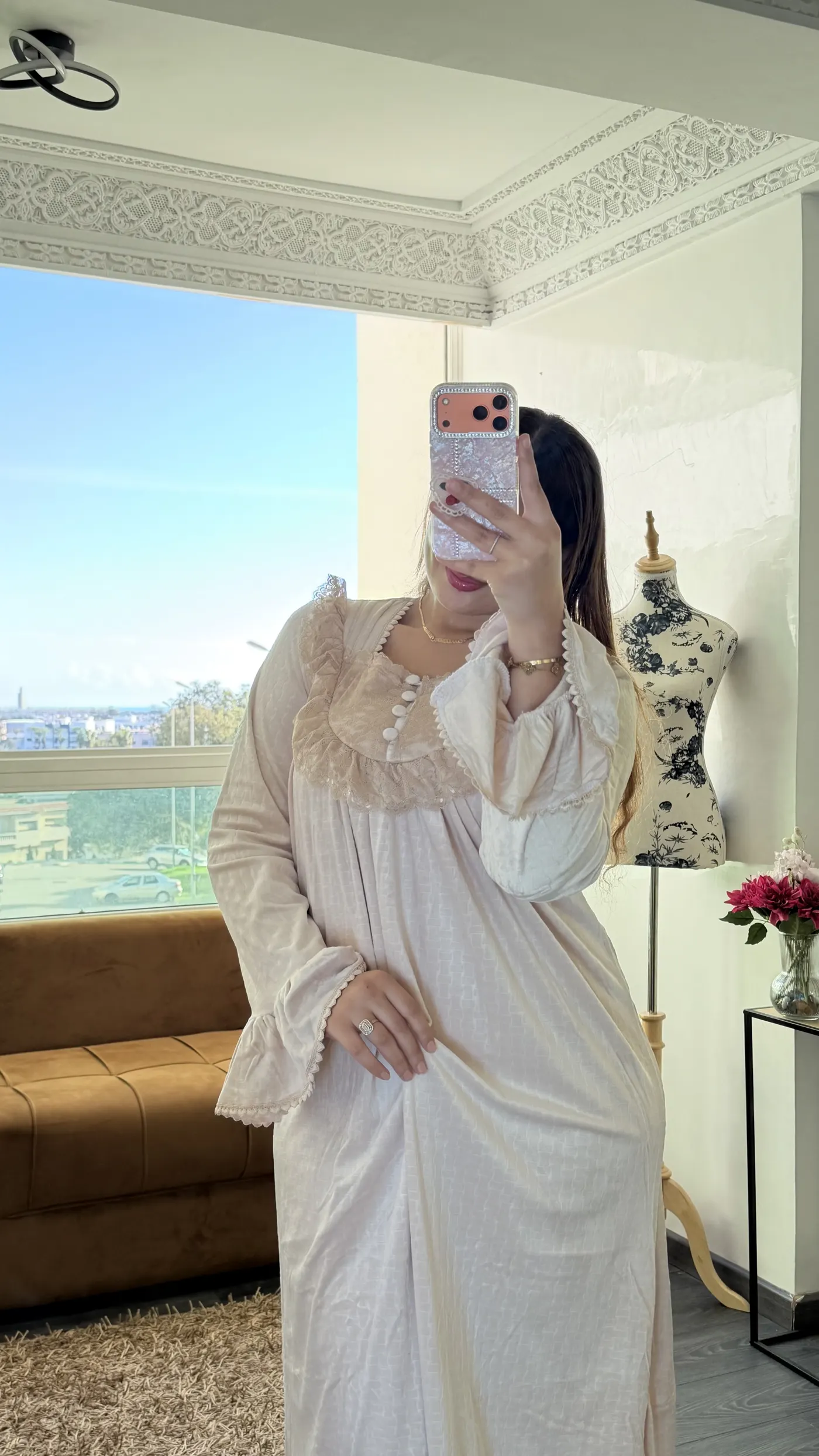 Robe d'Intérieur Longue Romantique Dentelle – Crème Champagne 4