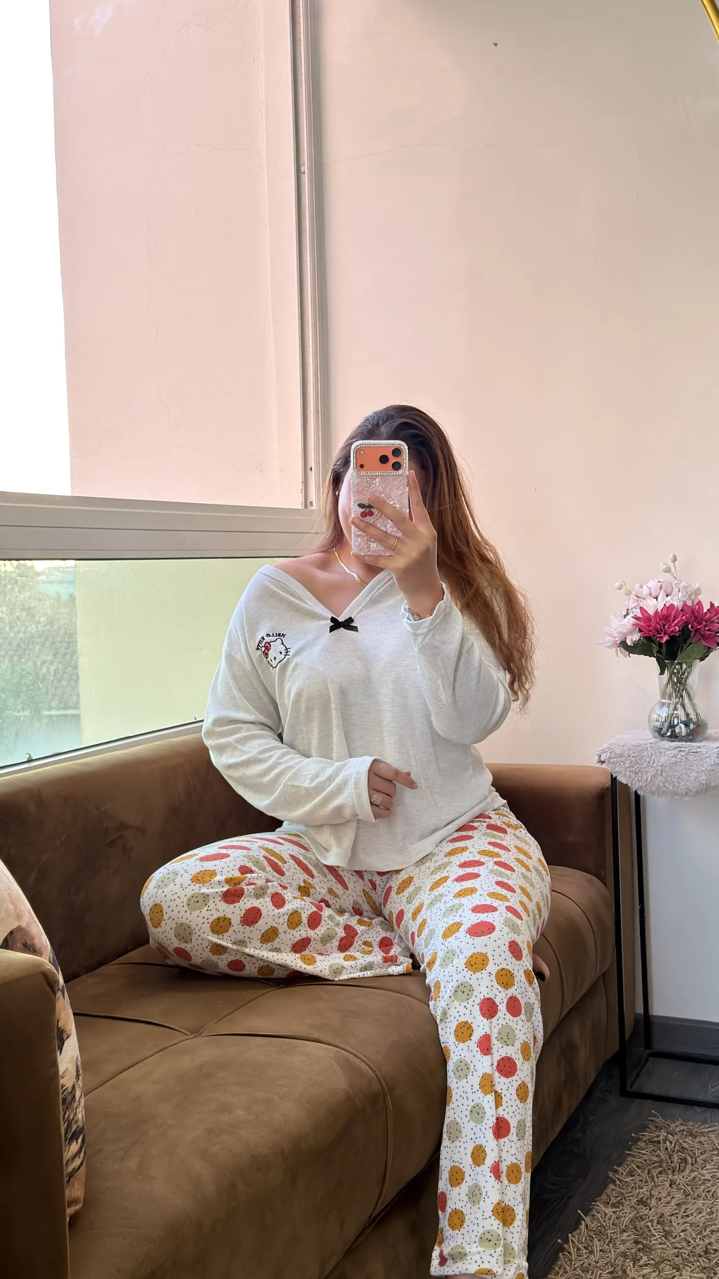 Pyjama Cocooning Hello Kitty & Pois Confettis – Blanc 2